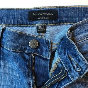 Banana Republic Girlfriend Jeans!